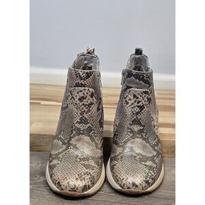 Baretraps‎ Jaci Women's Snakeskin Print Hidden Wedge Side Zip Sneakers Size 7.5M